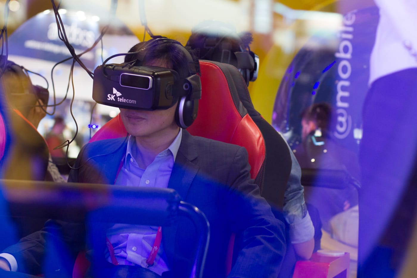 Guy using 3D Virtual Reality Headset