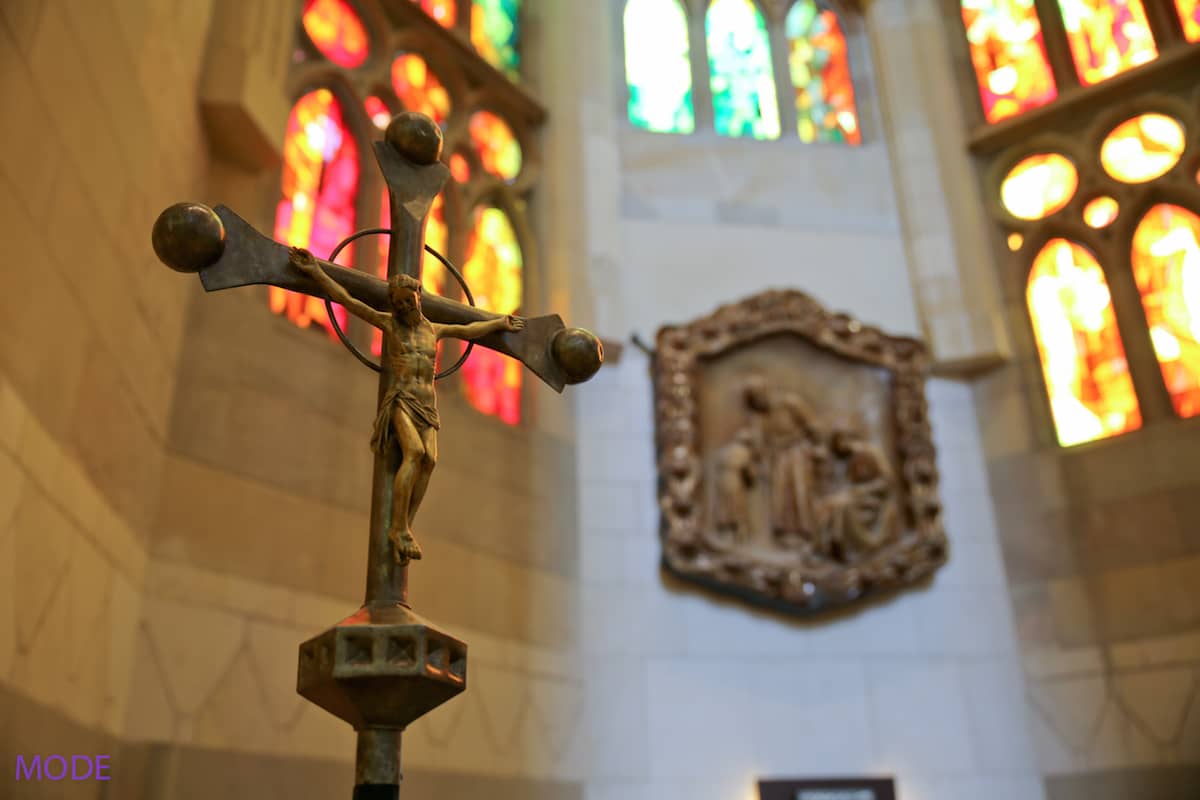 Cristo crucificado, Sagrada Familia, Fotos para empresas