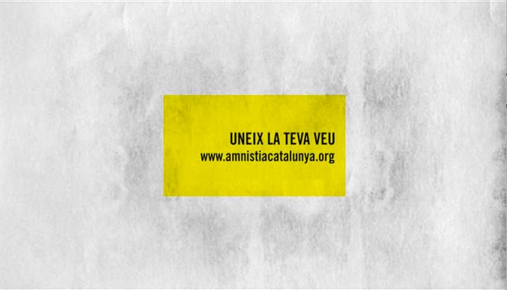 a yellow text box on a greyish background from a video advertisement company barcelona